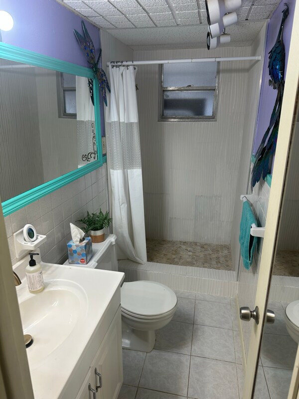 5016 62nd St N in Kenneth City, FL - Building Photo - Building Photo