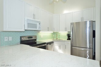 4325 Covey Cir in Naples, FL - Foto de edificio - Building Photo