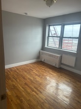 107 Van Cortlandt Park Ave-Unit -5E in Yonkers, NY - Building Photo - Building Photo