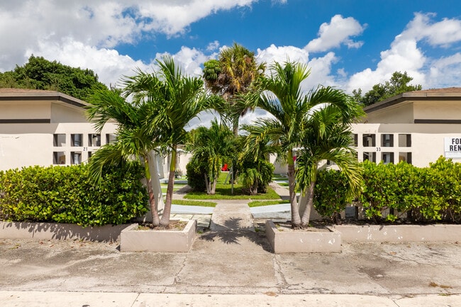 Hialeah Apartments East 7th Street