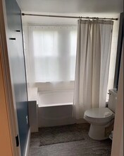 679 Poplar St in Lancaster, PA - Foto de edificio - Building Photo