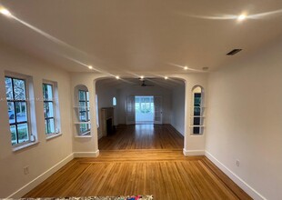 668 NE 72nd Ter in Miami, FL - Building Photo - Building Photo