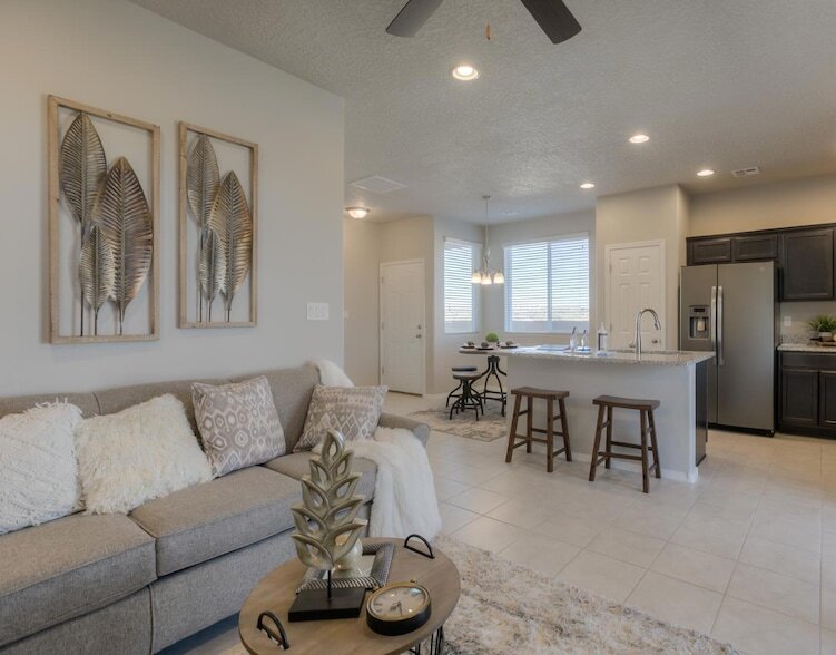 1883 Sunrise Ln in Rio Rancho, NM - Building Photo