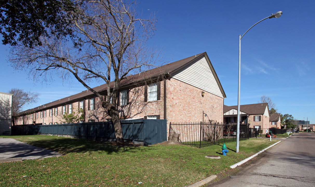 Villa Anita 2 in Houston, TX - Foto de edificio