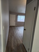 325 Springville Ct, Unit 325 B Springville Ct in Porterville, CA - Foto de edificio - Building Photo