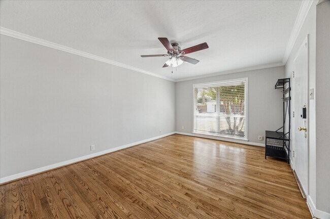 4118 Gardendale Dr in Houston, TX - Building Photo - Building Photo