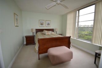 3080 N Course Dr in Pompano Beach, FL - Building Photo - Building Photo