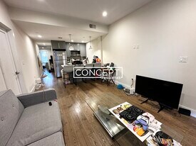 988 Tremont St in Boston, MA - Building Photo