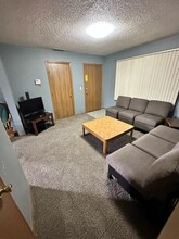 2704-2810 E 9th st in Wichita, KS - Building Photo - Interior Photo