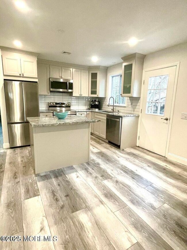 property at 19B Maplewood Dr