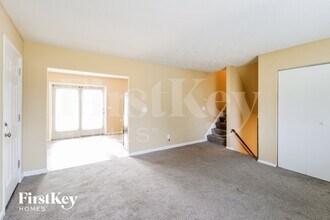 10288 October Dr in Cincinnati, OH - Building Photo - Building Photo