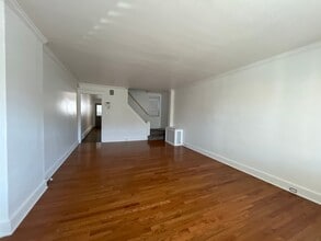 809 S 10th St in Allentown, PA - Building Photo - Building Photo