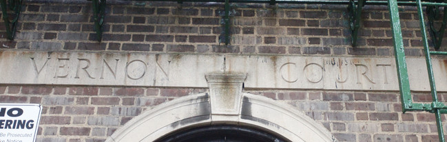 Vernon Court in Mount Vernon, NY - Foto de edificio - Building Photo