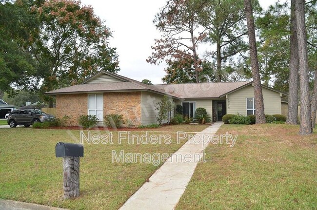 property at 10216 Foxcroft Rd W