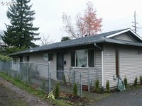 3900 SE 122nd Ave in Portland, OR - Foto de edificio - Building Photo