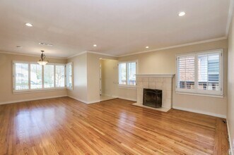 130 Nimitz Ave in Redwood City, CA - Building Photo - Building Photo