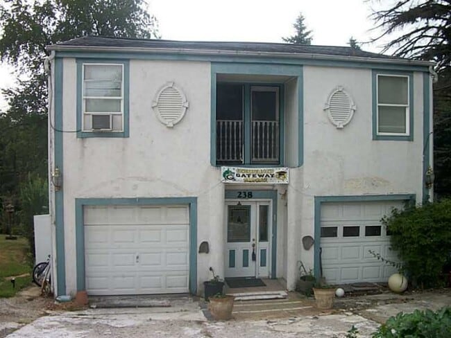 property at 238 poplar st