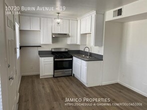 10720 S Burin Ave in Inglewood, CA - Building Photo - Building Photo