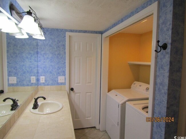 property at 4304 Beverly Ct