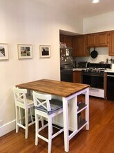 14 Trowbridge St in Cambridge, MA - Building Photo - Building Photo
