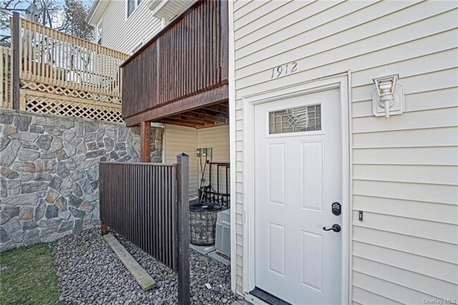 property at 1912 Whispering Hills Dr