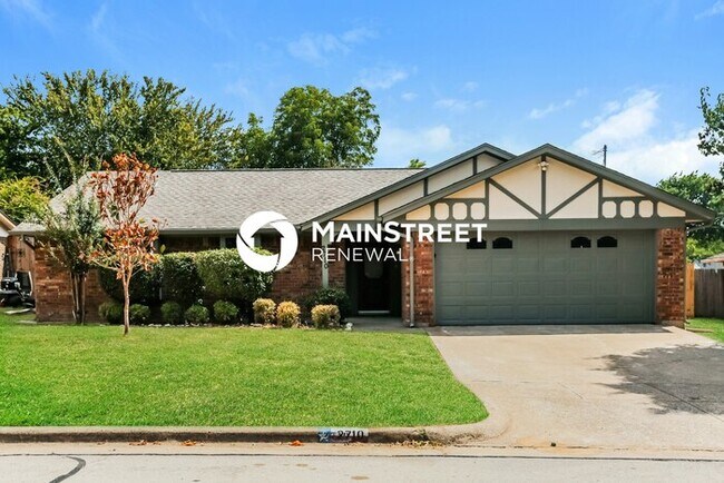 2710 Partridge Ave in Arlington, TX - Foto de edificio - Building Photo