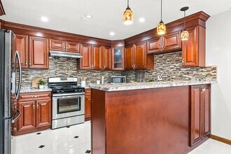 35 Fells Ave Terrace in Medford, MA - Building Photo - Building Photo