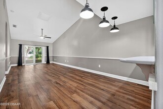 42 Golf Villa Dr in Port Orange, FL - Building Photo - Building Photo