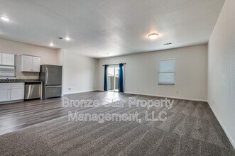 2525 Comal Creek Dr in Glenn Heights, TX - Building Photo - Building Photo