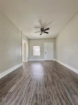 3420 Michigan St in Baytown, TX - Building Photo