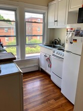 37 Chester St, Unit 2 in Somerville, MA - Building Photo - Building Photo