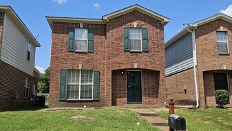 7170 Charlton Way in Cordova, TN - Building Photo