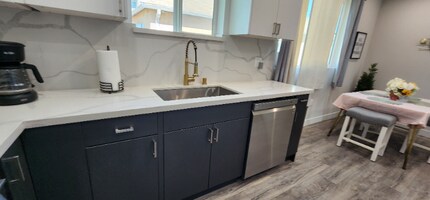 1106 Serrano Ave in Los Angeles, CA - Building Photo - Building Photo