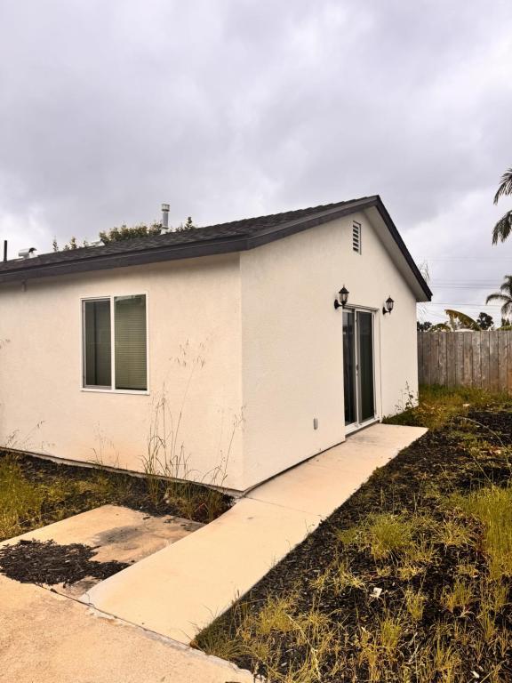 property at 5105 Bellvale Ave