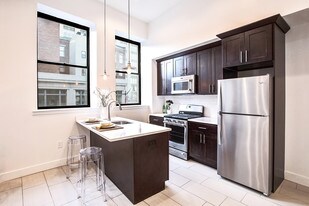 Halston Flats in Newark, NJ - Building Photo