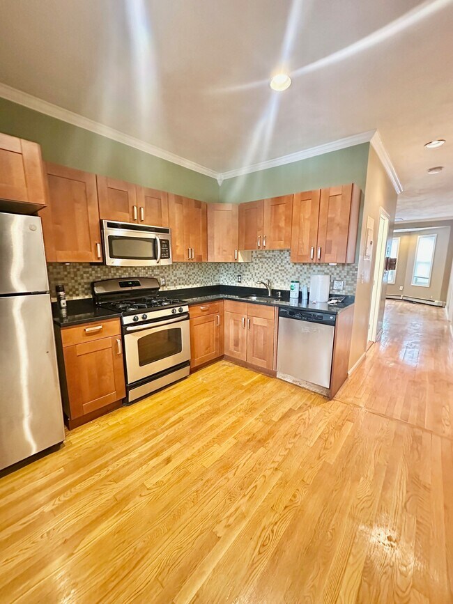 17 I St in Boston, MA - Building Photo - Building Photo
