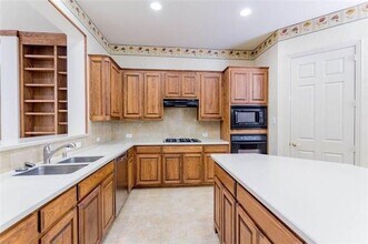 5717 Sweetbriar Dr in Richardson, TX - Building Photo - Building Photo