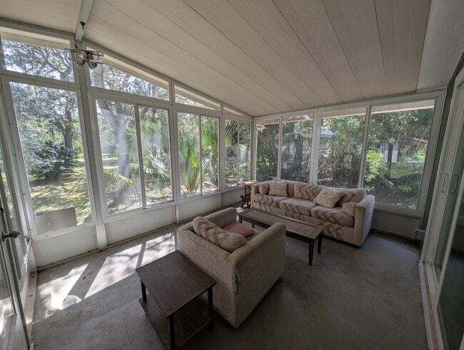 3276 Hargrove St in Spring Hill, FL - Building Photo - Building Photo