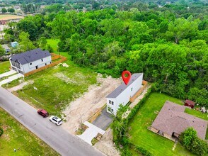 7903 Sunnyhill St in Houston, TX - Building Photo - Building Photo