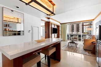 6801 Collins Ave in Miami Beach, FL - Building Photo - Building Photo