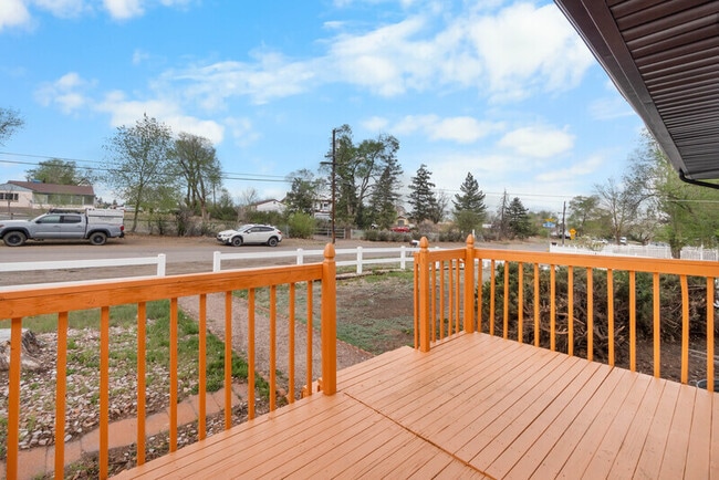 6220 W Ohio Ave in Lakewood, CO - Building Photo - Building Photo