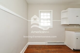 403 Lowdermilk St in Greensboro, NC - Foto de edificio - Building Photo