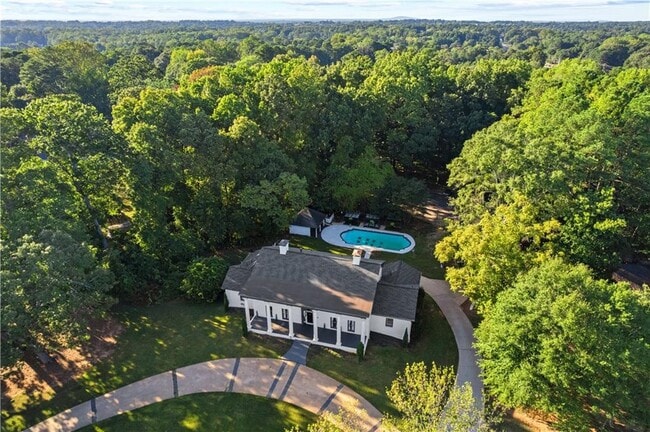 property at 4598 Glore Rd SW