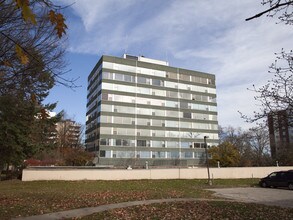 401 37th St in Des Moines, IA - Building Photo - Building Photo