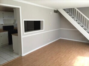 206 Sunset Ct in Vernon Hills, IL - Building Photo - Building Photo