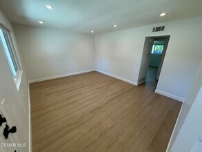 1421 Sequoia Ave in Simi Valley, CA - Building Photo - Building Photo