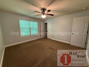 140 Roller Ct in Platte City, MO - Building Photo - Building Photo
