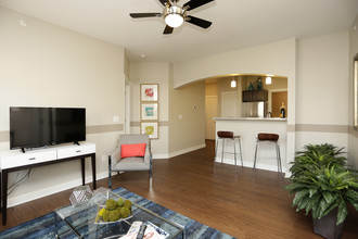 GrandView Flats and Townhomes in Granger, IN - Foto de edificio - Interior Photo