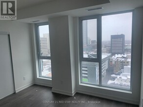 55-1455 Duke St W in Kitchener, ON - Building Photo - Building Photo