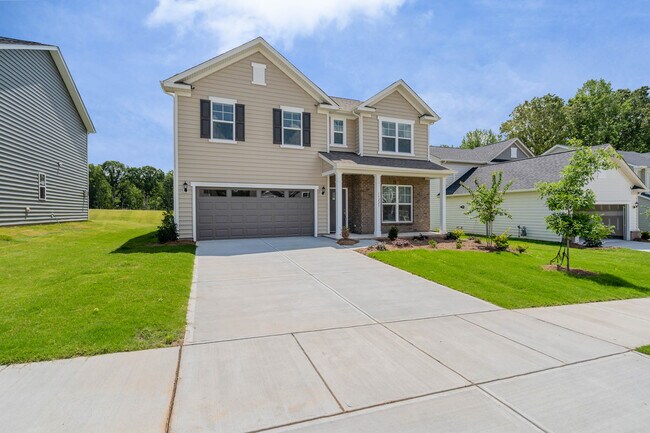 19225 Yellow Birch Dr in Charlotte, NC - Building Photo - Building Photo